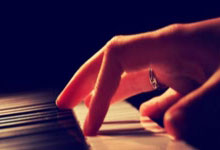 九州体育官网:三年战事越打越胶着 俄乌第四个年头主打和平?.